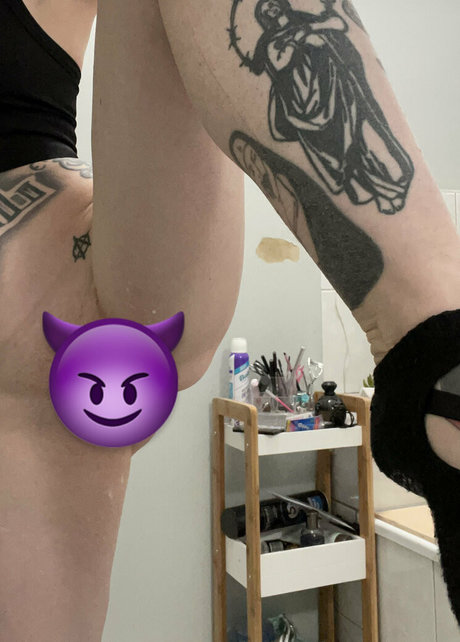 ladyluciferfree exclusive pornstar pictures