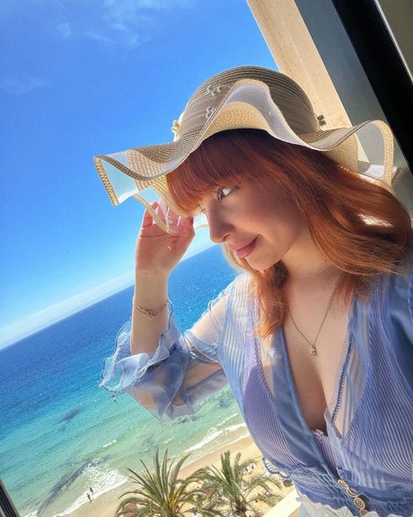 big white booty onlyfans best photos