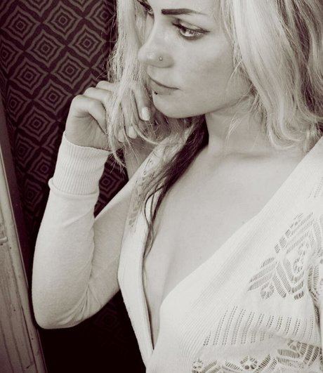 Sandra Gentvainyte beautiful model picture