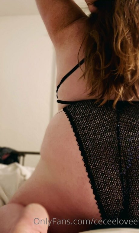 ceceelovee model porn photos