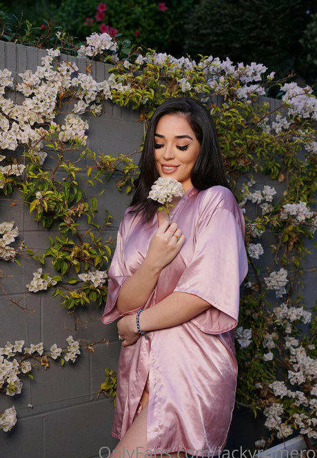 jackyromero star perfect pics