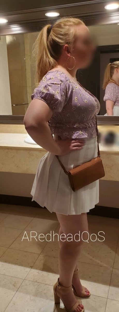 aredheadqosfree model top images