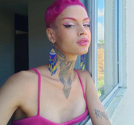 young asian onlyfans free nude picture