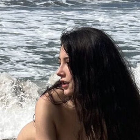 Kellytesh pornstar adult img