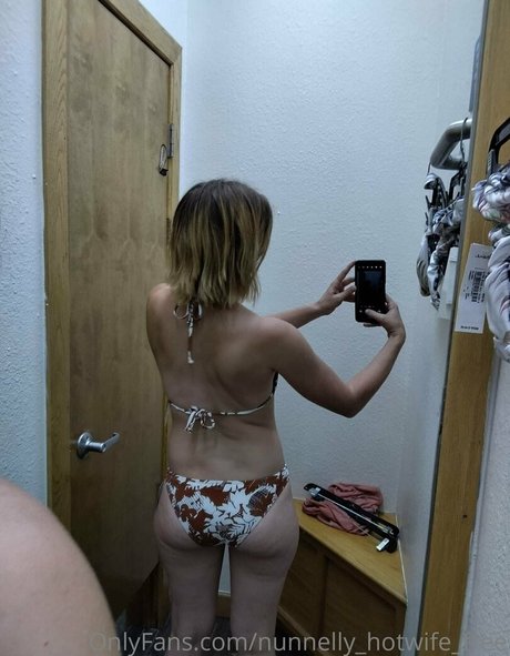 nunnelly hotwife free model top archive