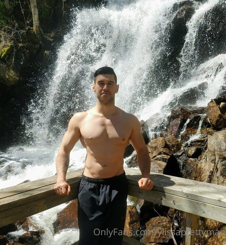 thigh onlyfans naked pic