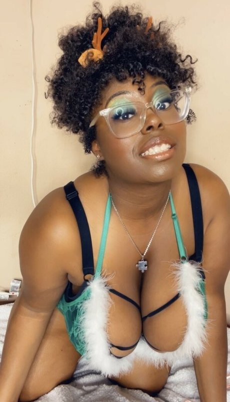 black tranny onlyfans art naked photos