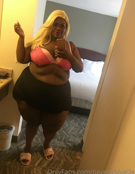 beverlyblue3x pornstar exclusive images