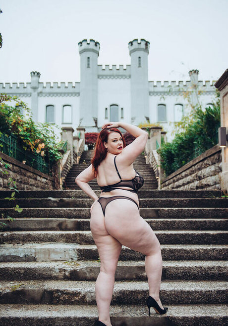 beautiful bbw onlyfans exclusive images