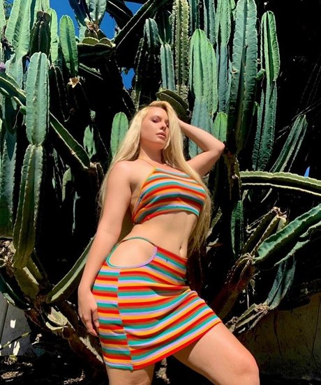 midget trans onlyfans naked photo