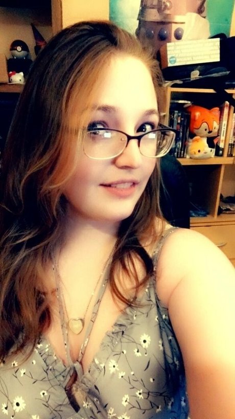 gurokitty high quality model img