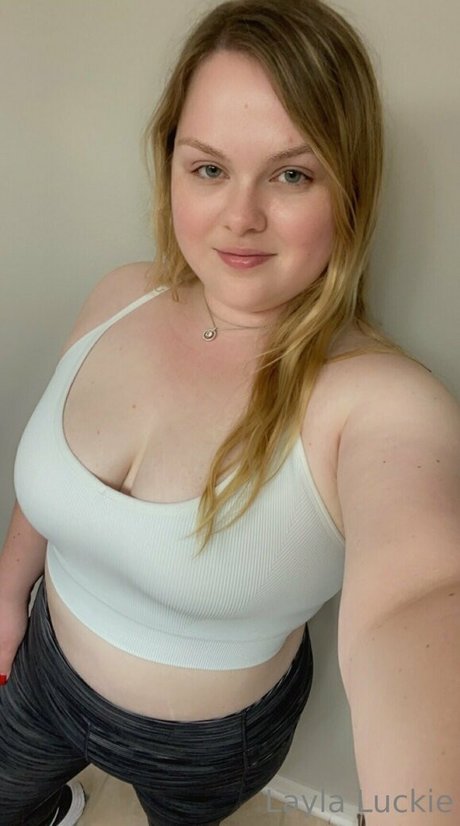 in onlyfans beautiful archive