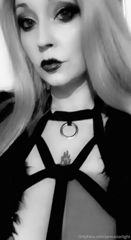 model onlyfans pornographic images