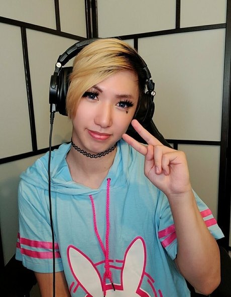 blonde young onlyfans porno pictures