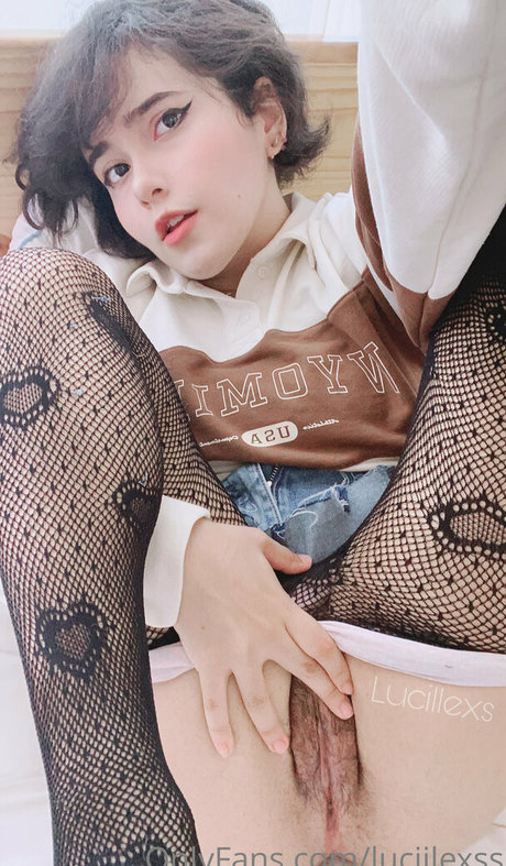 redhead skinny onlyfans adult images