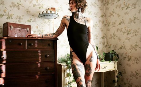 Deadnettle art pornstar gallery