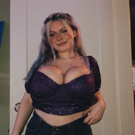 blonde cumshot onlyfans sexy archive