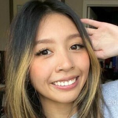 dreamyasiangirl model erotic pic