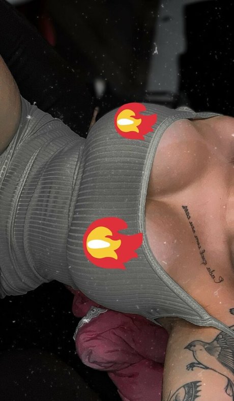 Pamela Suelen free star pic