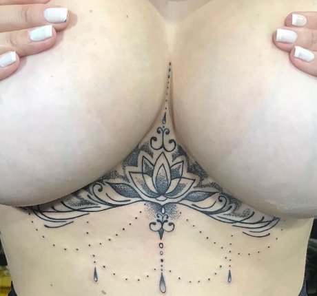 Carina Rosa model art picture