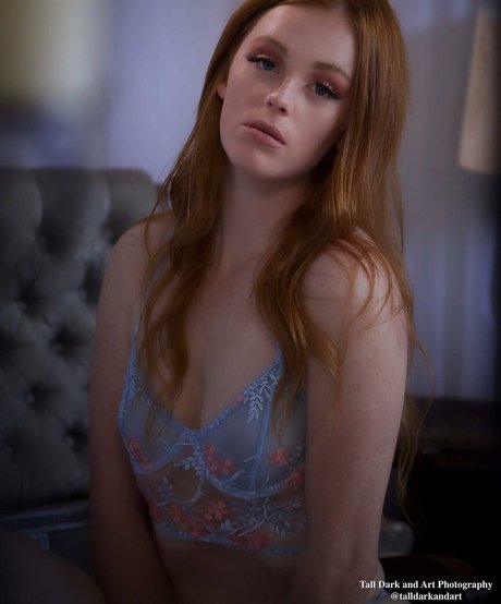 Redalertfox beautiful pornstar archive