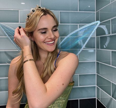 Holly Ramsay xxx pornstar picture