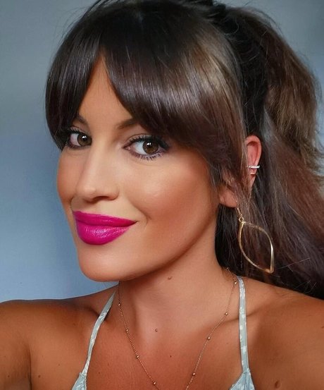 hottest young onlyfans pretty pics