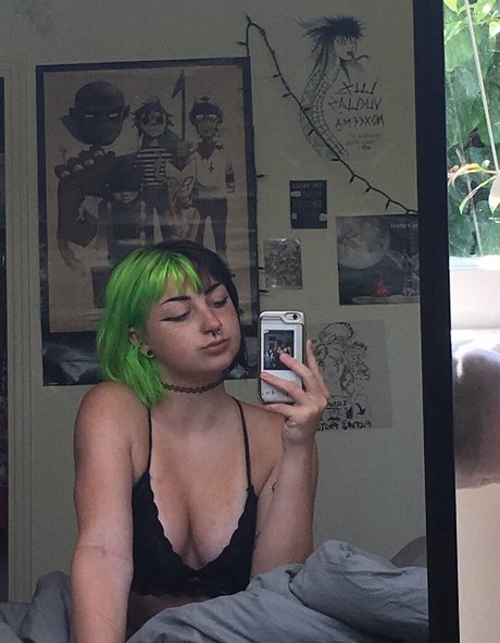 gothbimboxxx best star picture