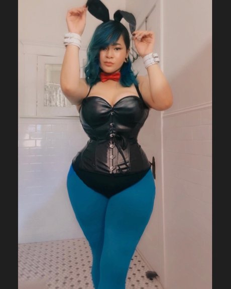 Honey Pai pornstar sex img