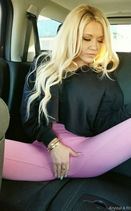 Krystal a fit pornstar top image