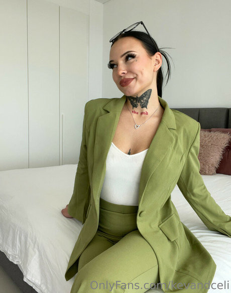 kevandceli model nudes photo