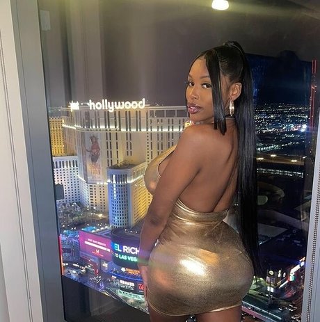 hairy pussy onlyfans sexy pic