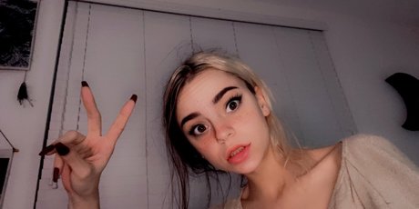 SkiddyKitty perfect model image