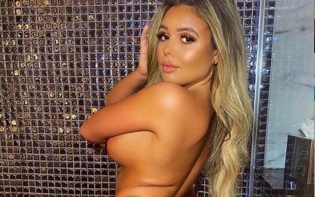 Summer Wrench pornstar hd photos