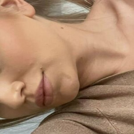 WetSelf pornstar erotic picture