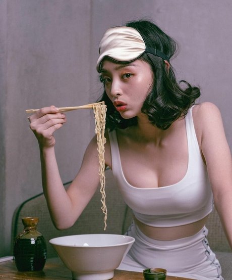 nayoungkim18 model adult photo