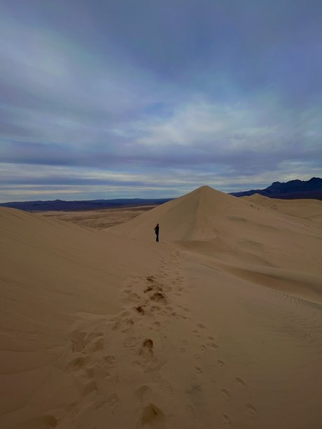 Emma Karla Peet hot star galleries