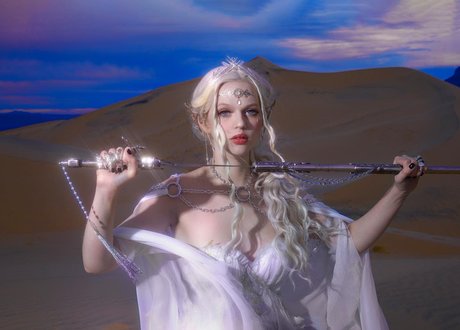 Emma Karla Peet pretty actress picture