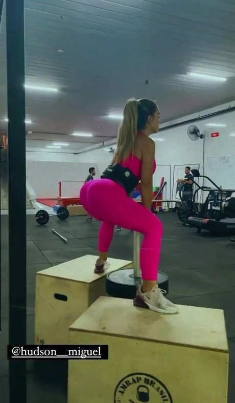 Carol Belli star xxx gallery