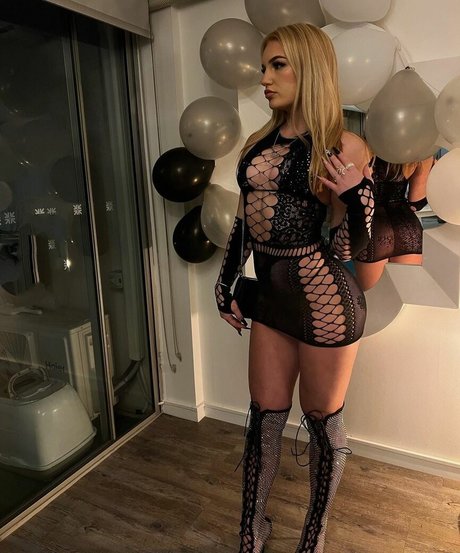 Gemma Rosenberg model nudes pics