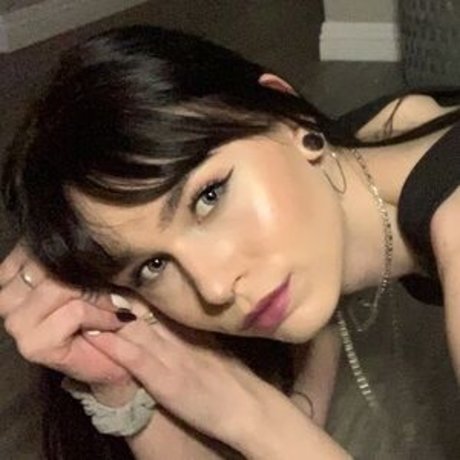 April Arson pornstar high quality photo