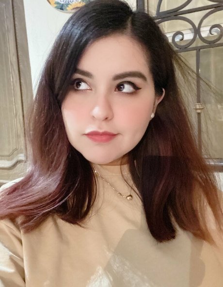 Dani Stocking pretty actress pictures