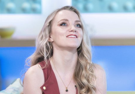 Evanna Lynch star free photo