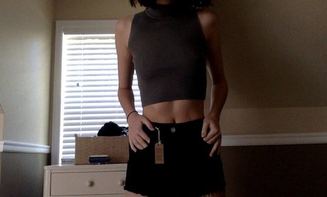 Bree Morgan model pretty image