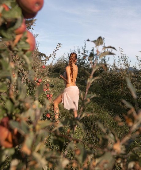 Mari Fioretti model sexy images