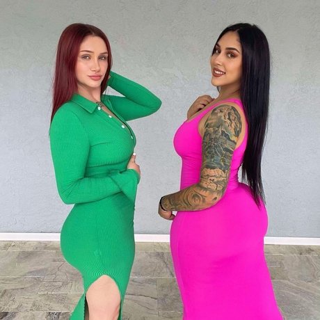 Alexaraex0 pretty pornstar pics