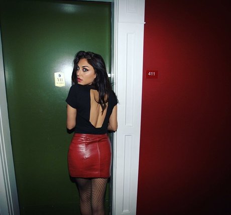 Cassie Scerbo pornographic star picture