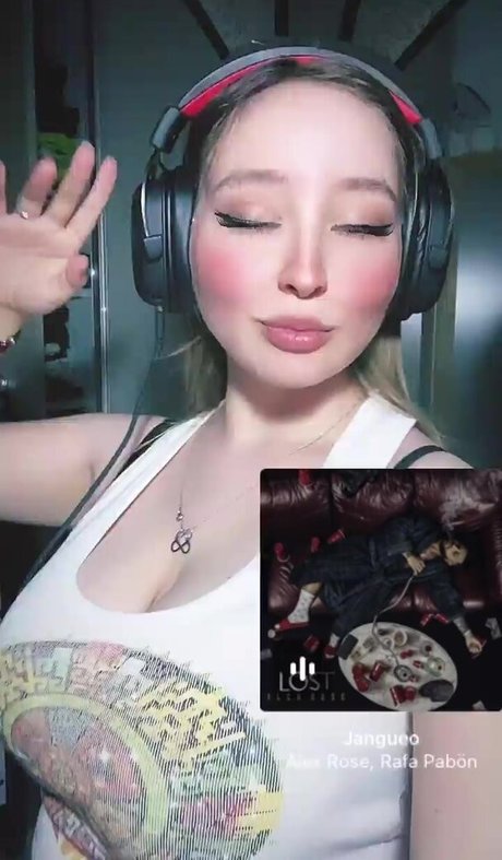 lesbian anal onlyfans hot naked archive