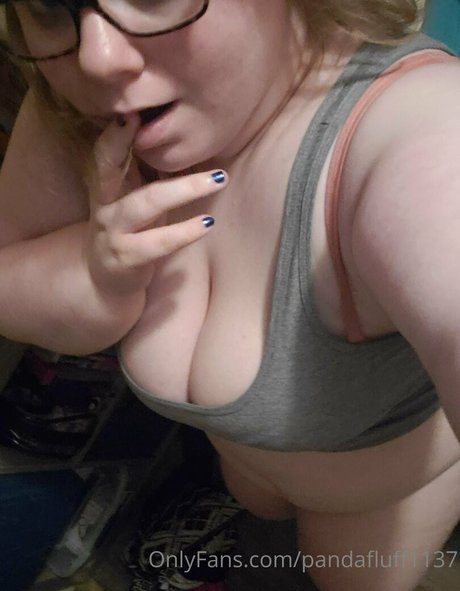 pandafluff1137 pornstar naked pic