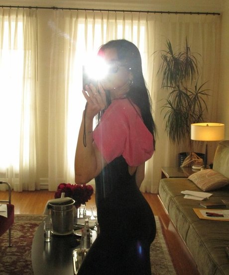 arab milf onlyfans sexy naked picture